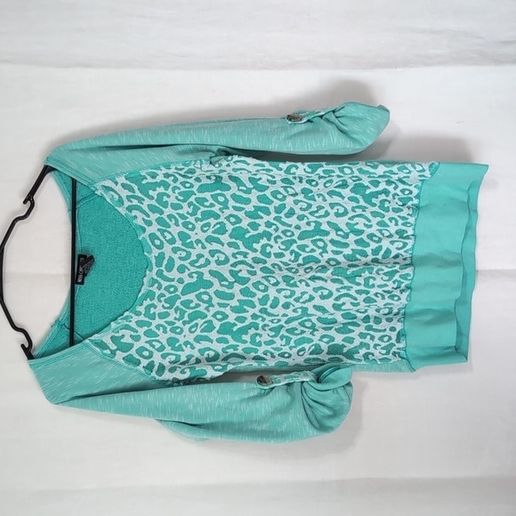 Miss Chevious Turquoise Wide Neck Leopard Print Sweatshirt Size Large - Picture 1 of 4